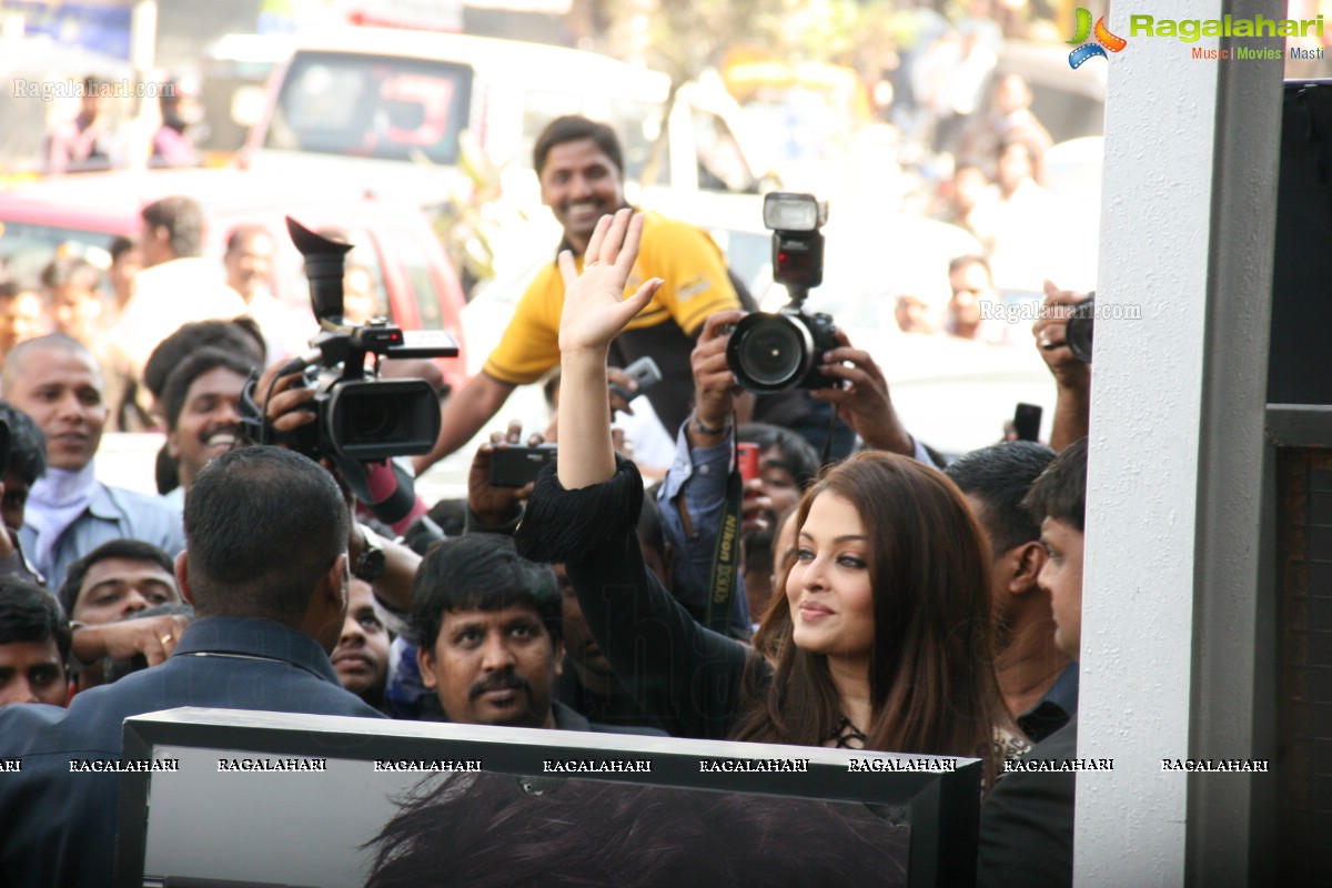 Aishwarya Rai inaugurates Longines Showroom, Hyderabad