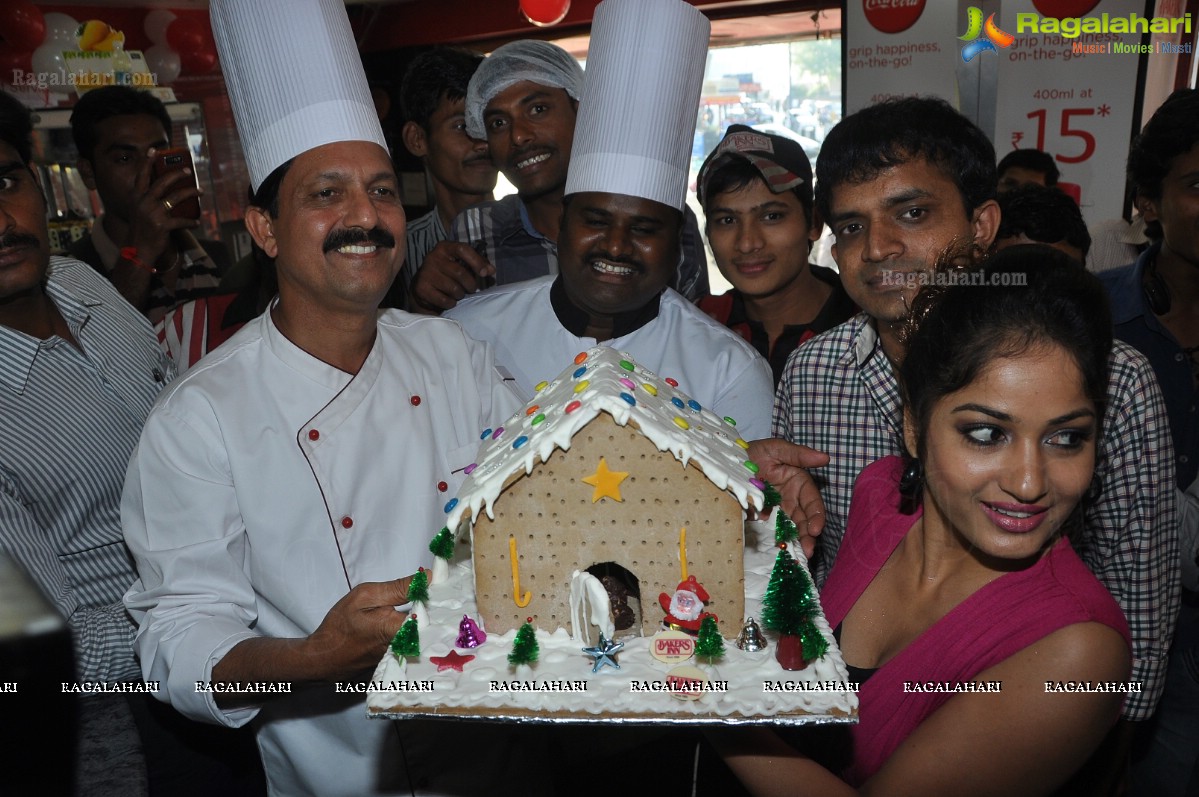 Madhavilatha at Bakers Inn, Hyderabad