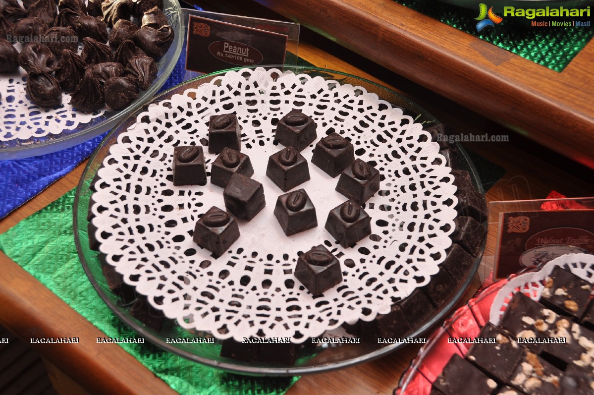 Suhani at Belgique Chocolates, Hyderabad