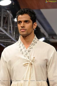 Blenders Pride Hyderabad International Fashion Week 2012