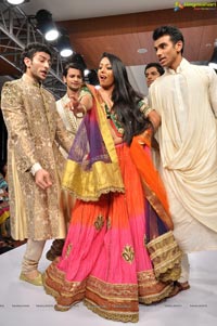 Blenders Pride Hyderabad International Fashion Week 2012