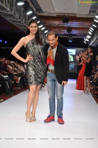 Blenders Pride Hyderabad International Fashion Week 2012