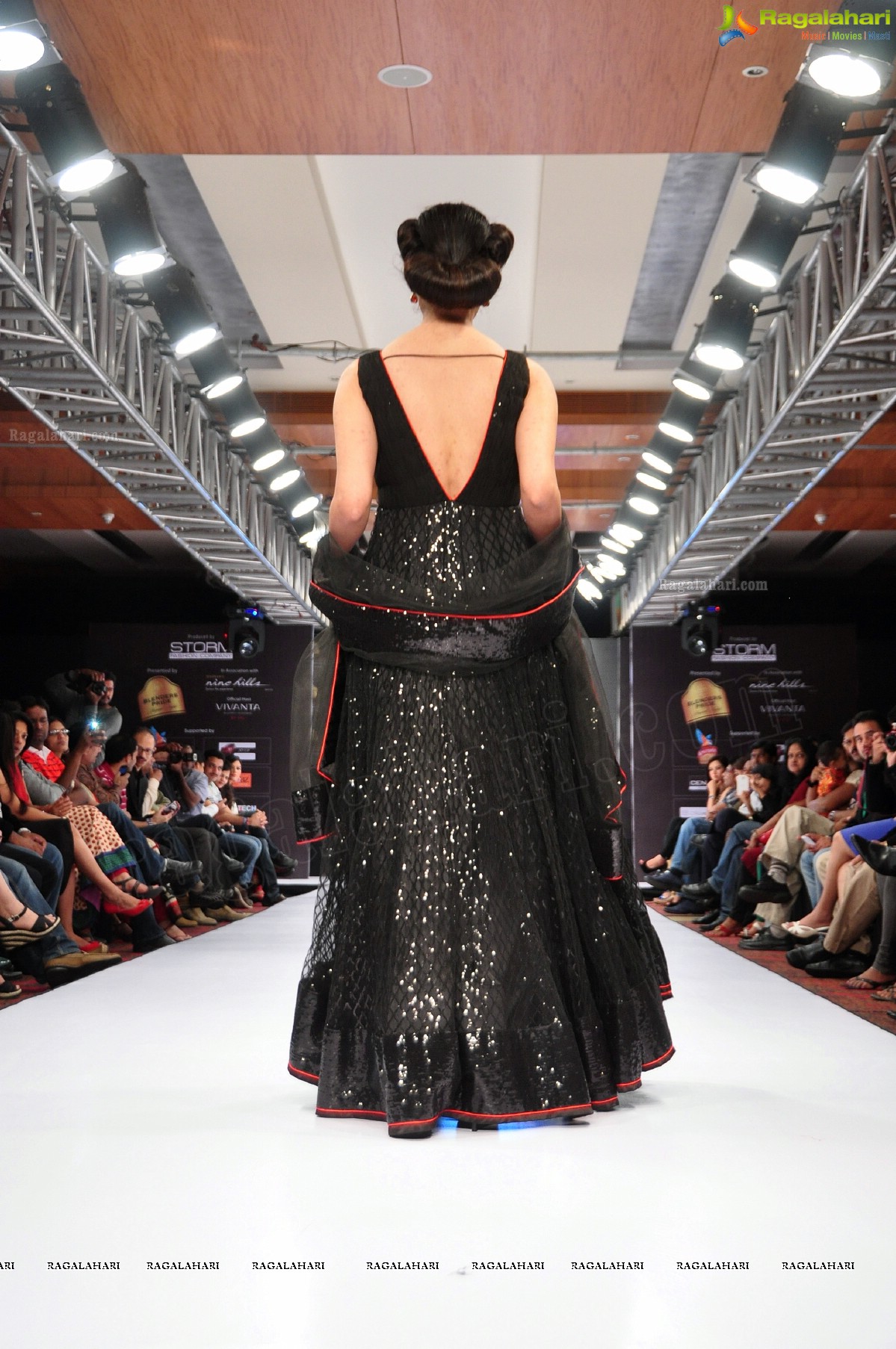 Blenders Pride Hyderabad International Fashion Week (Day 1)