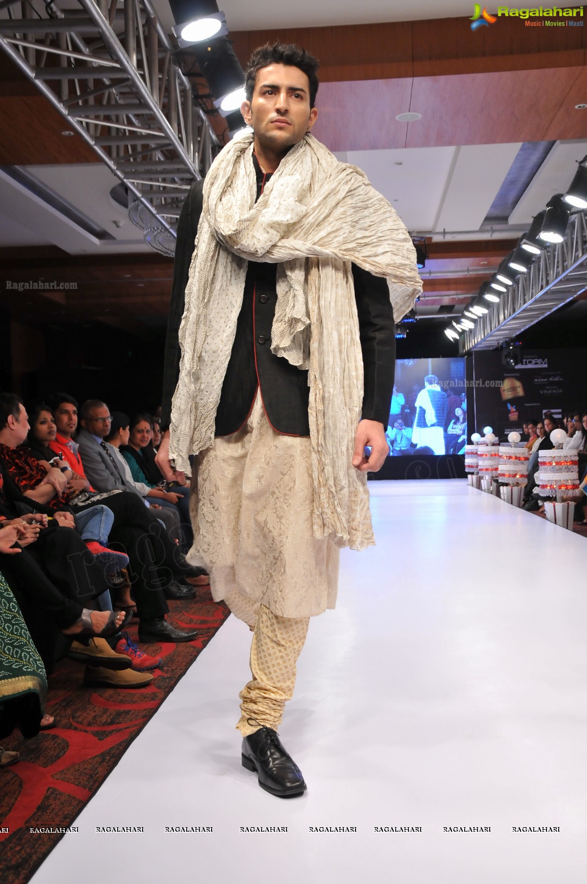 Blenders Pride Hyderabad International Fashion Week (Day 1)