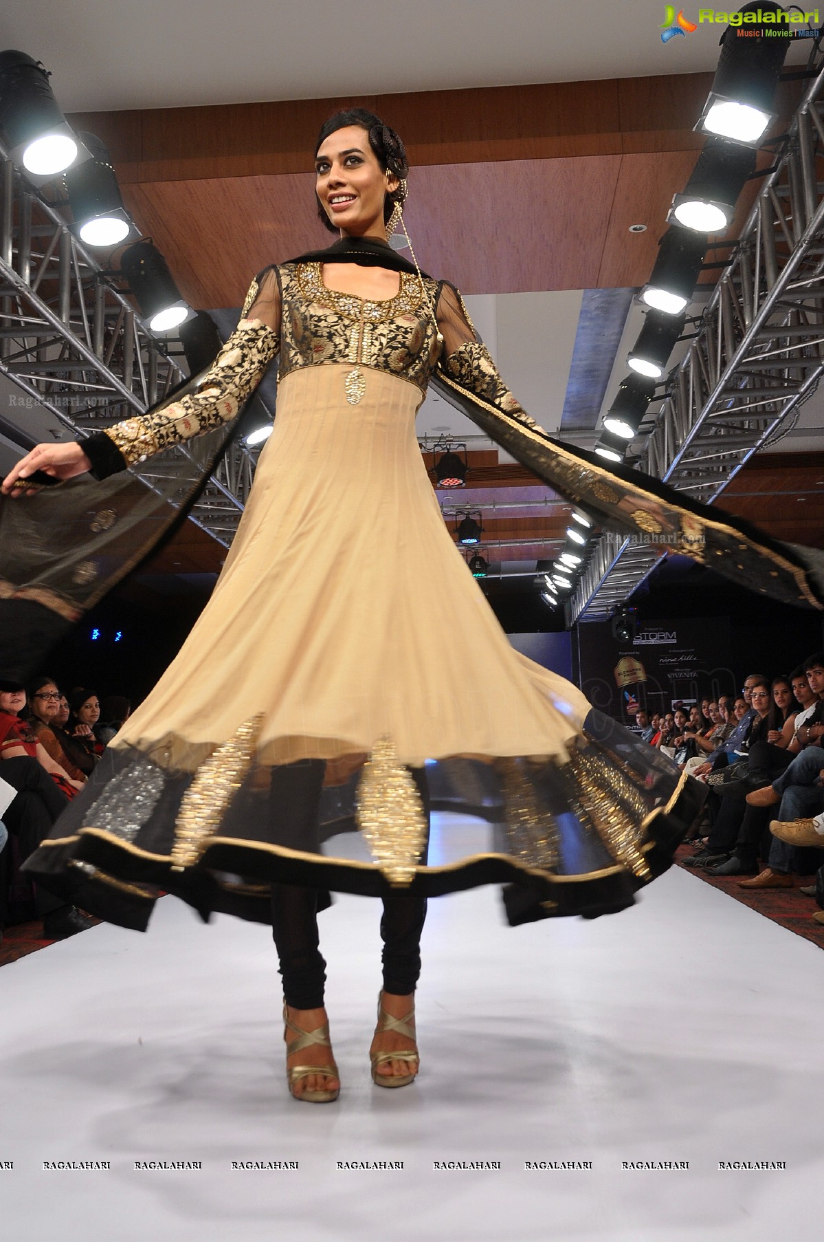 Blenders Pride Hyderabad International Fashion Week 2012 (Day 4)