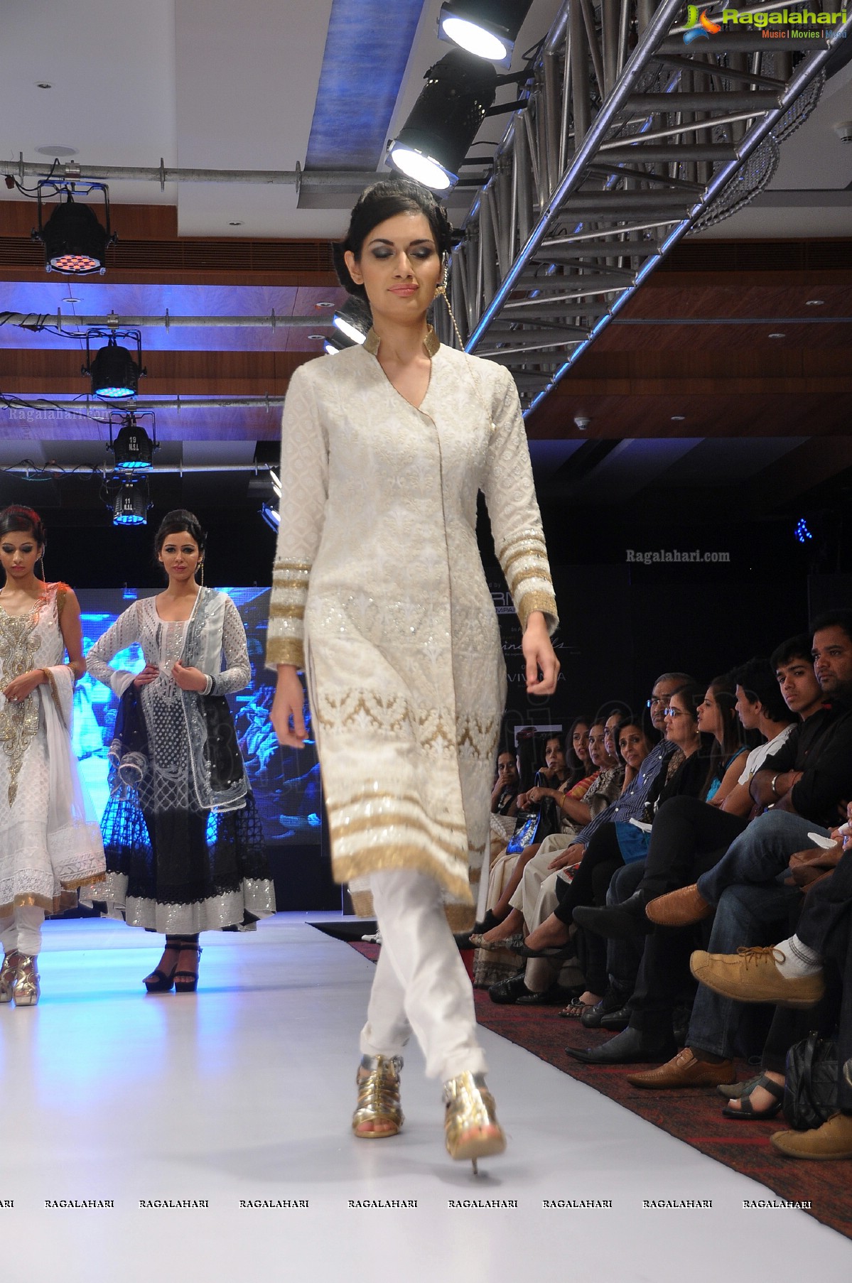 Blenders Pride Hyderabad International Fashion Week 2012 (Day 4)