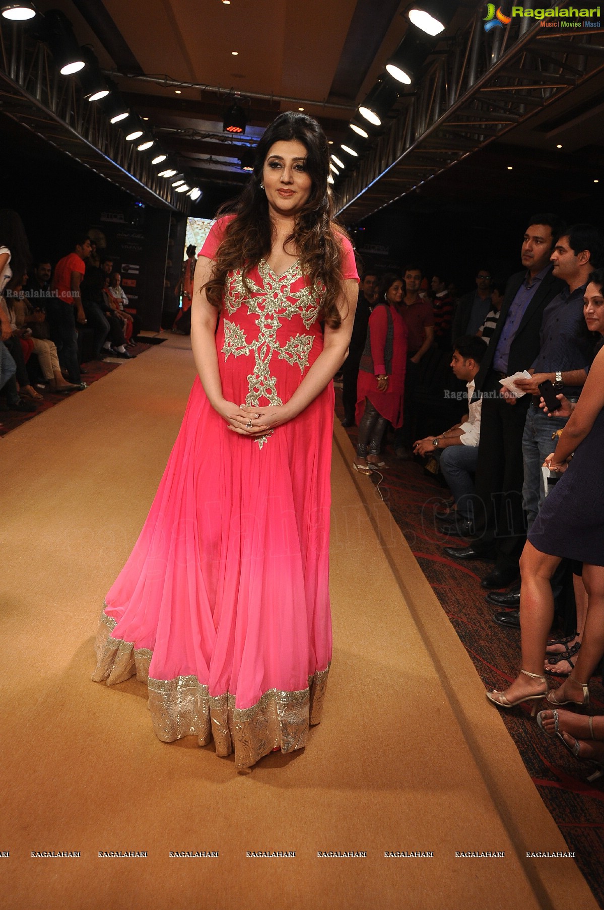 Blenders Pride Hyderabad International Fashion Week 2012 (Day 4)