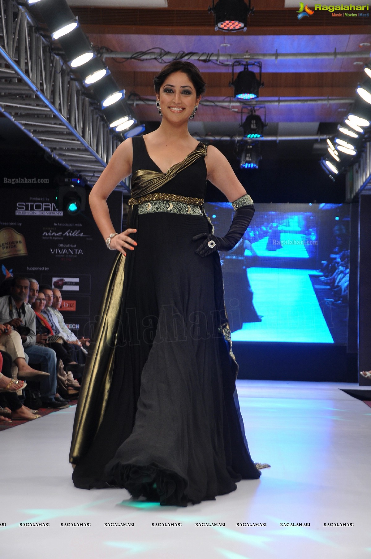 Blenders Pride Hyderabad International Fashion Week 2012 (Day 4)