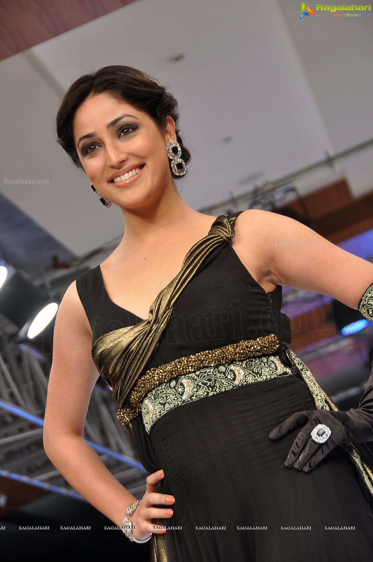 Blenders Pride Hyderabad International Fashion Week 2012 (Day 4)