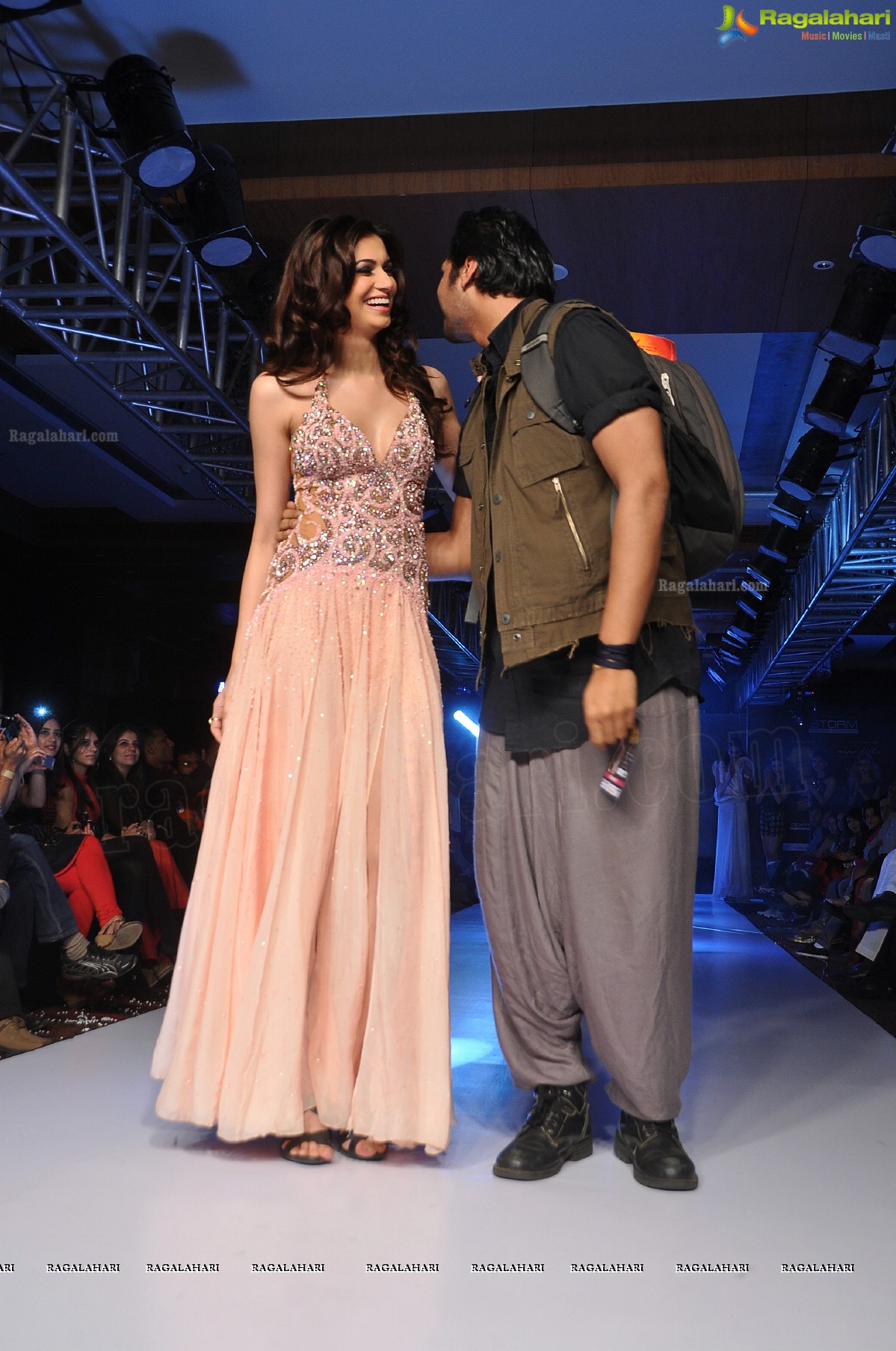 Blenders Pride Hyderabad International Fashion Week 2012 (Day 4)