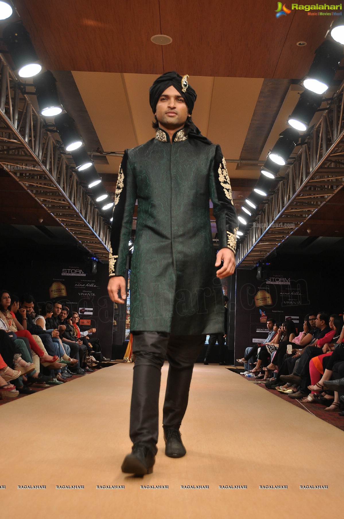 Blenders Pride Hyderabad International Fashion Week 2012 (Day 4)