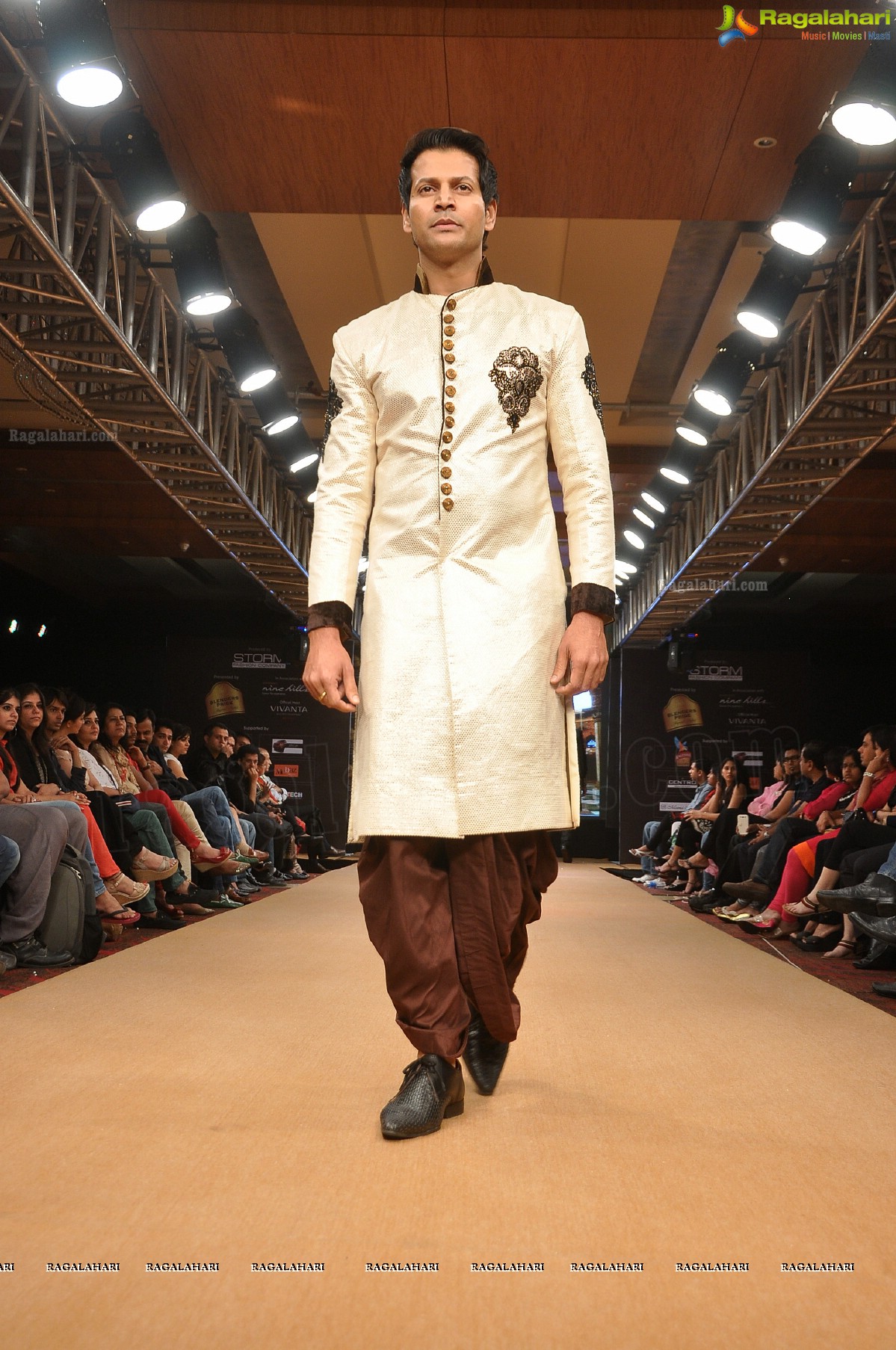 Blenders Pride Hyderabad International Fashion Week 2012 (Day 4)