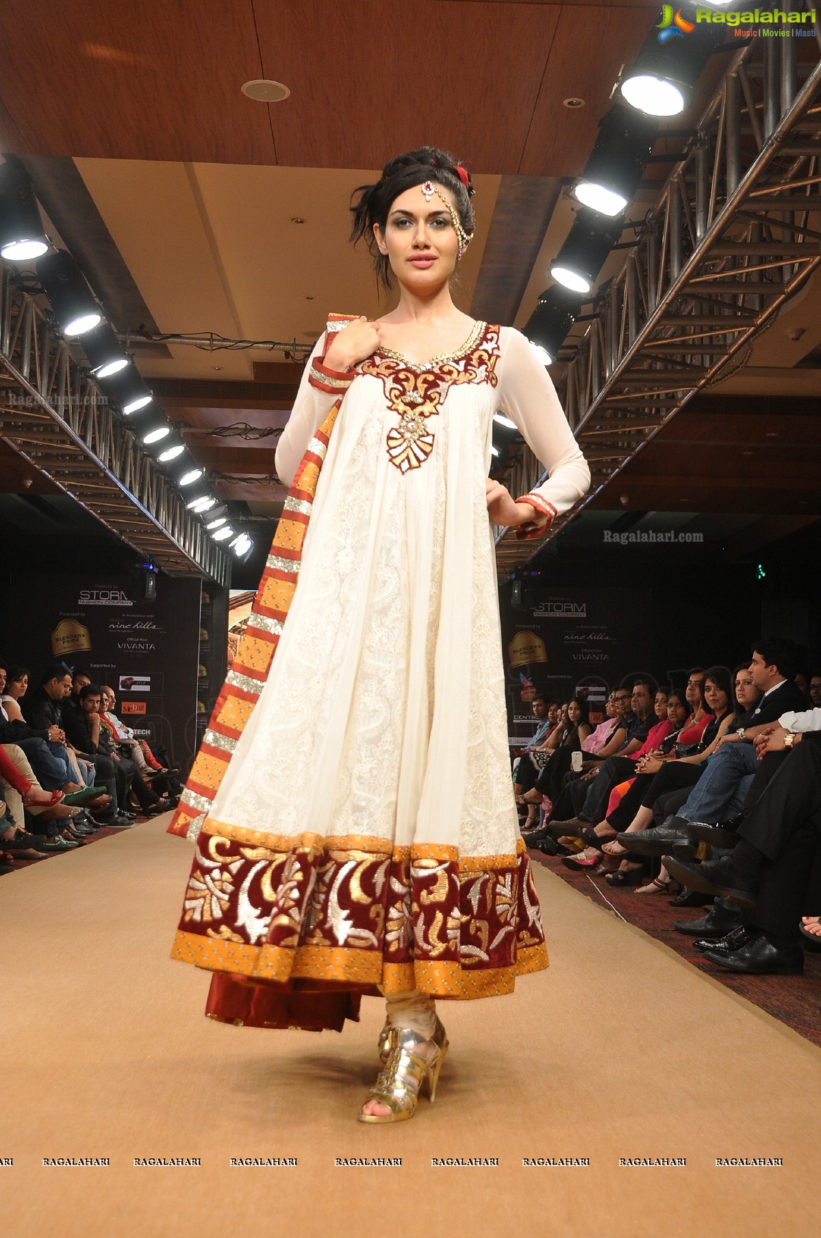 Blenders Pride Hyderabad International Fashion Week 2012 (Day 4)