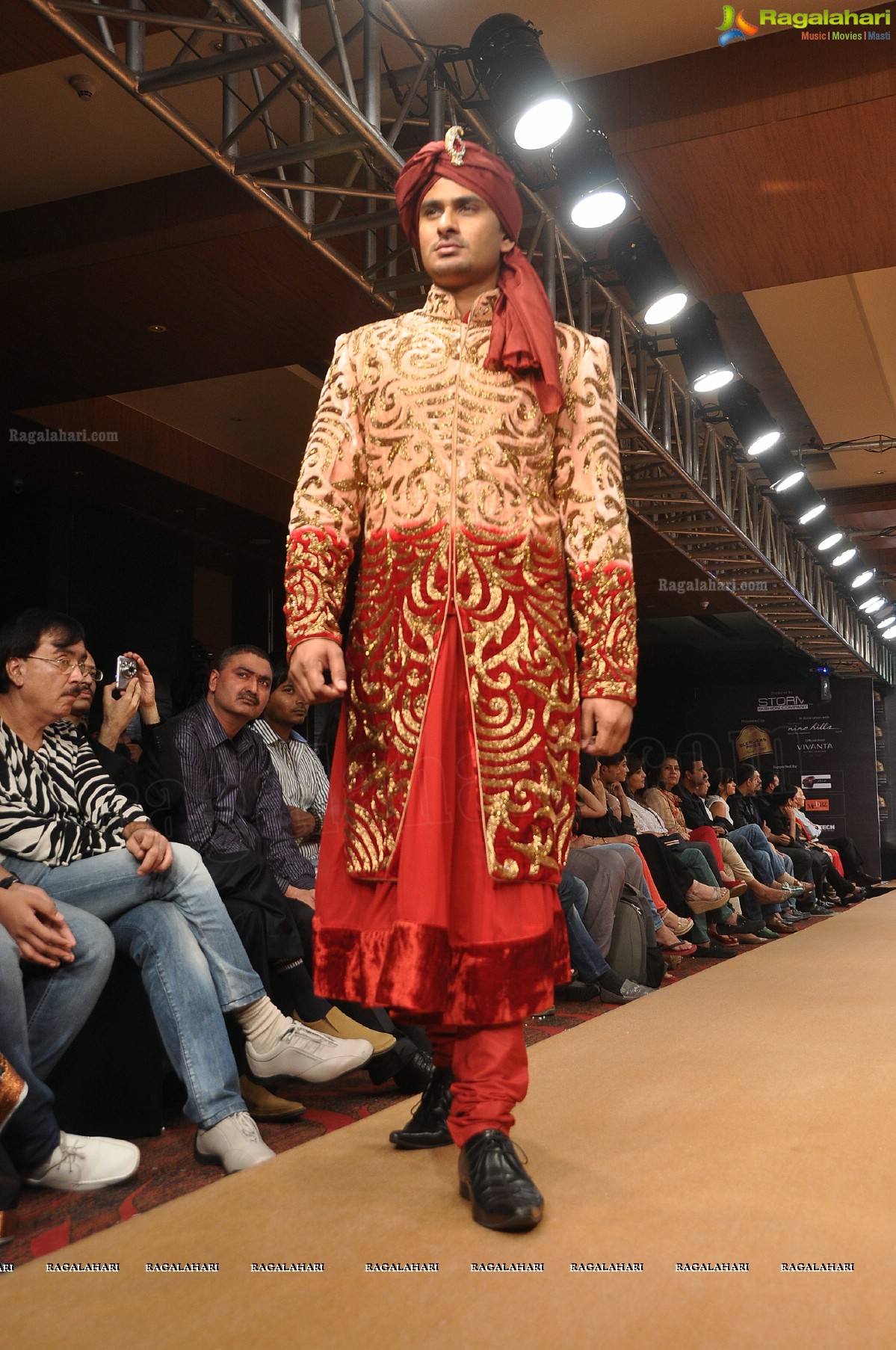 Blenders Pride Hyderabad International Fashion Week 2012 (Day 4)