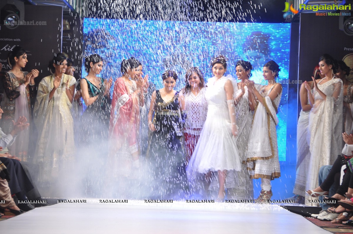 Blenders Pride Hyderabad International Fashion Week 2012 (Day 4)