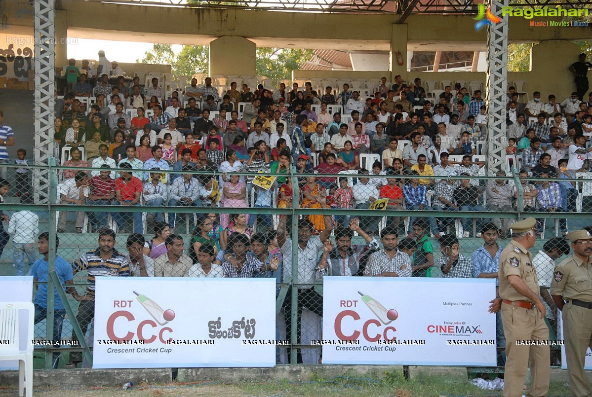 Crescent Cricket Cup (Set 2)