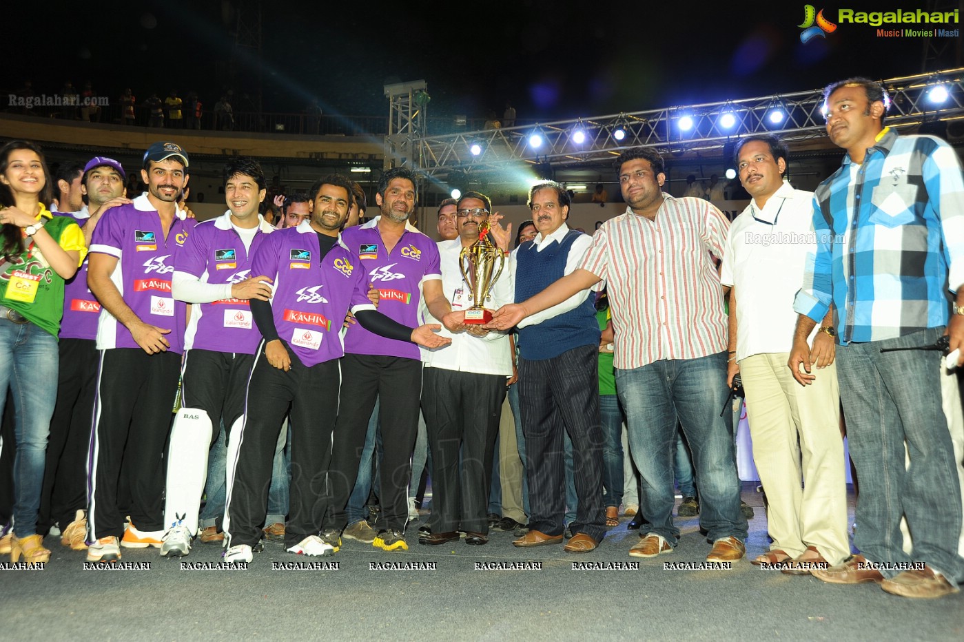 Crescent  Cricket Cup 2012 (High Resolution)