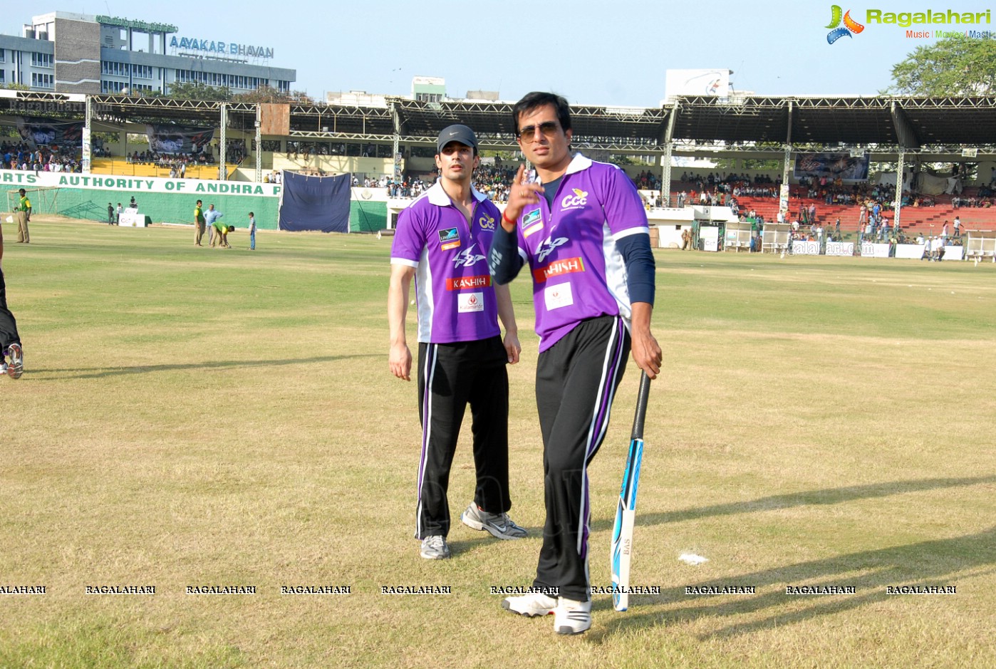 Crescent  Cricket Cup 2012 (High Resolution)