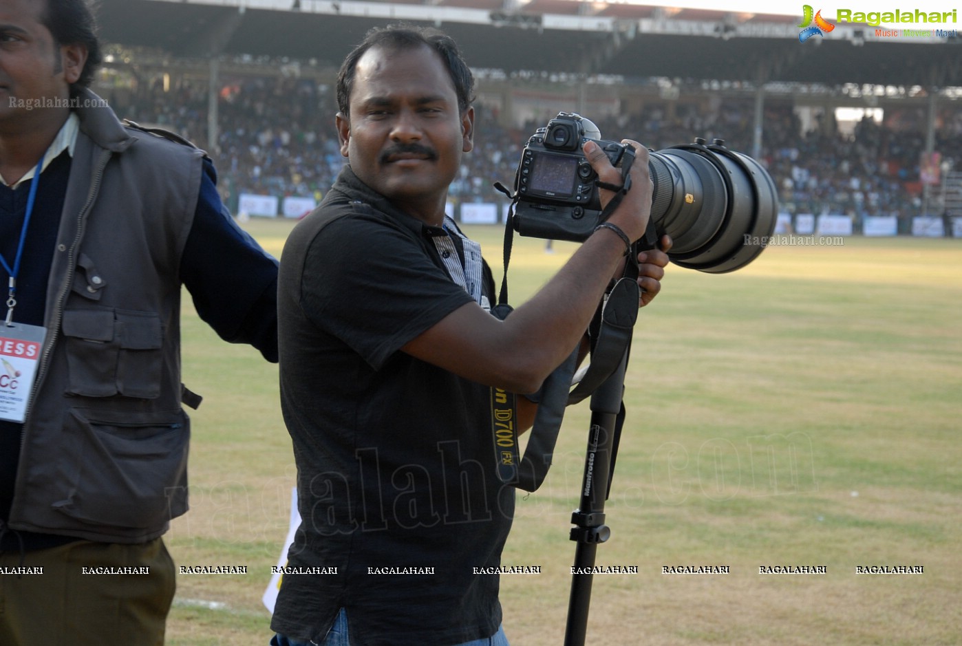 Crescent  Cricket Cup 2012 (High Resolution)