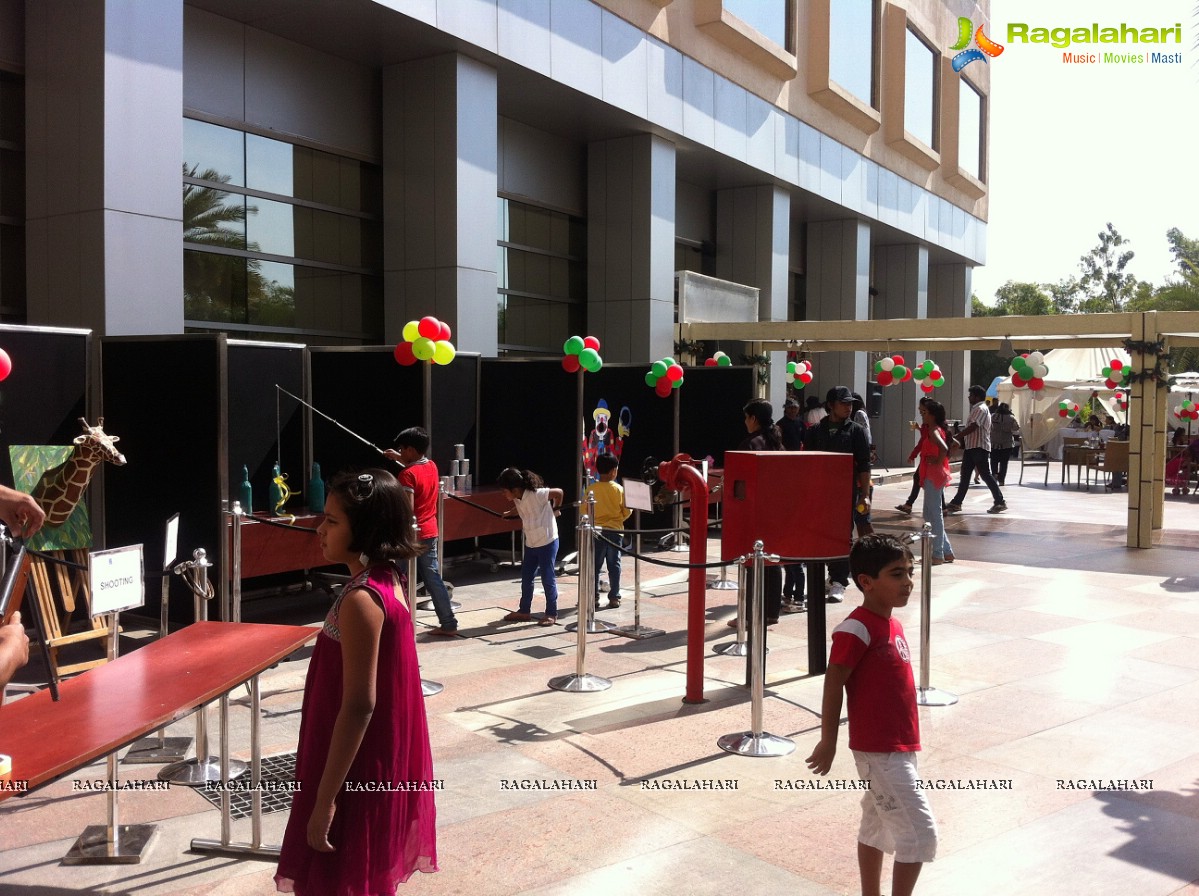 Novotel's Christmas Kids Carnival Brunch at The Square, Hyderabad