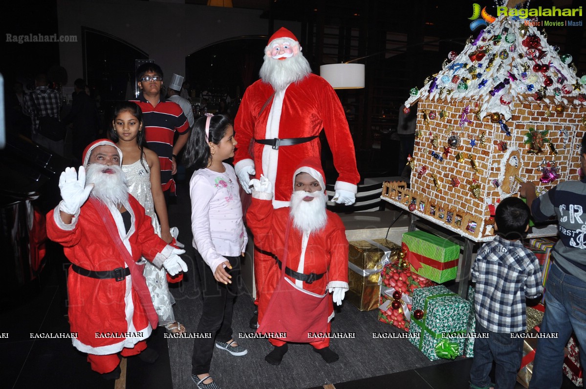 Christmas Decorations 2012 at Hotel Westin, Hyderabad 