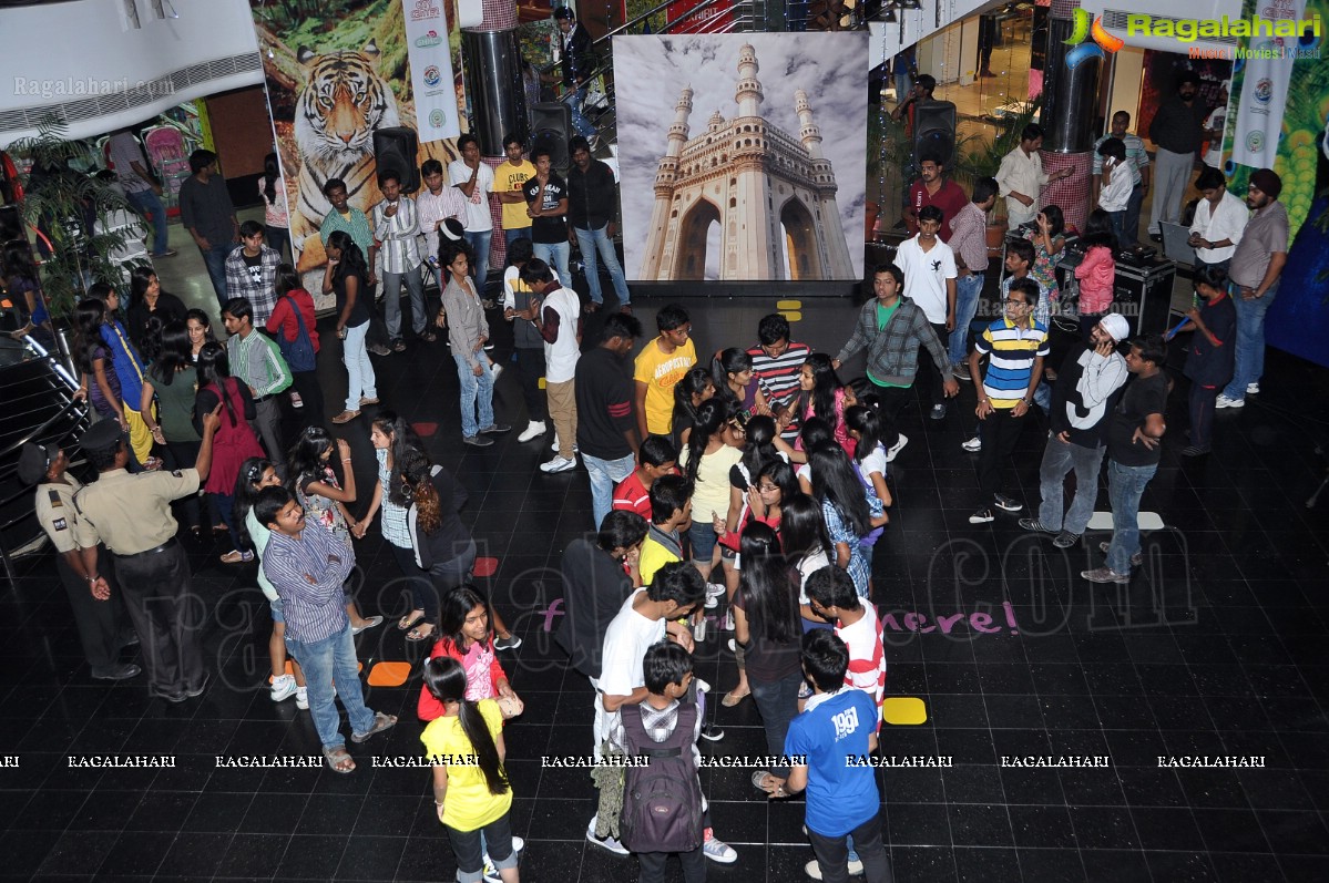 Flash Mob at City Center, Hyderabad