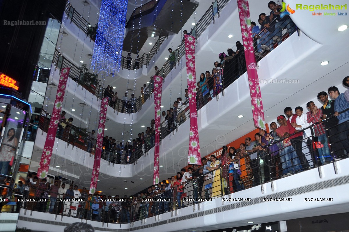 Flash Mob at City Center, Hyderabad