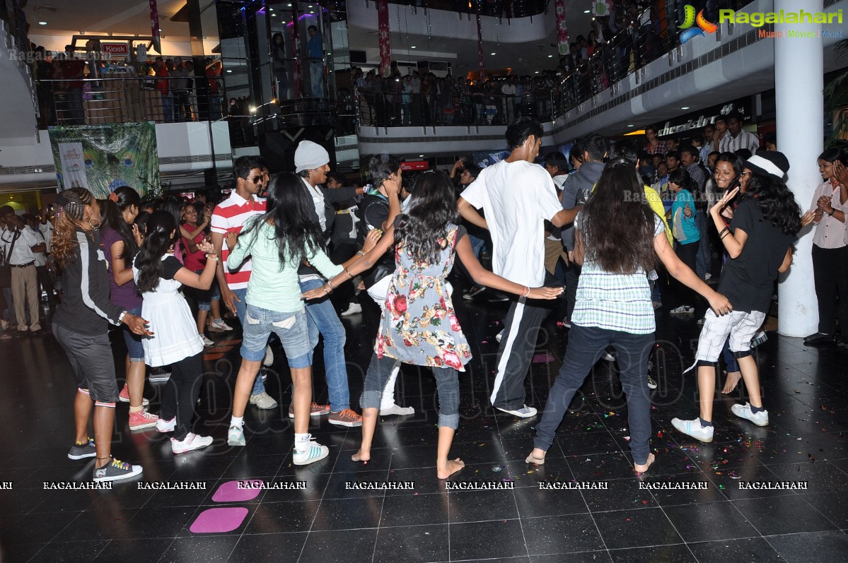 Flash Mob at City Center, Hyderabad