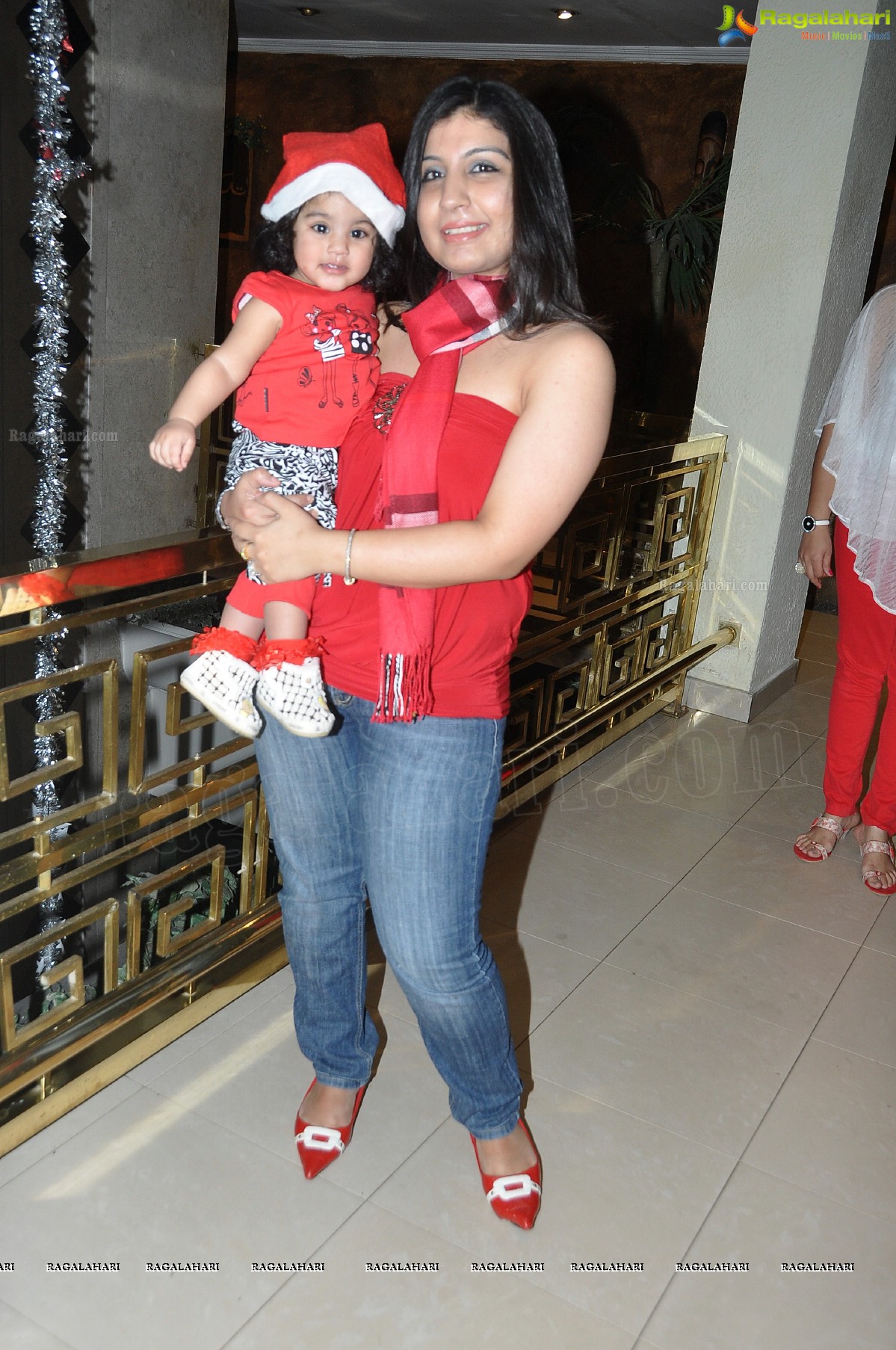 Gorgeous Girls Club 2012 Christmas Event, Hyderabad