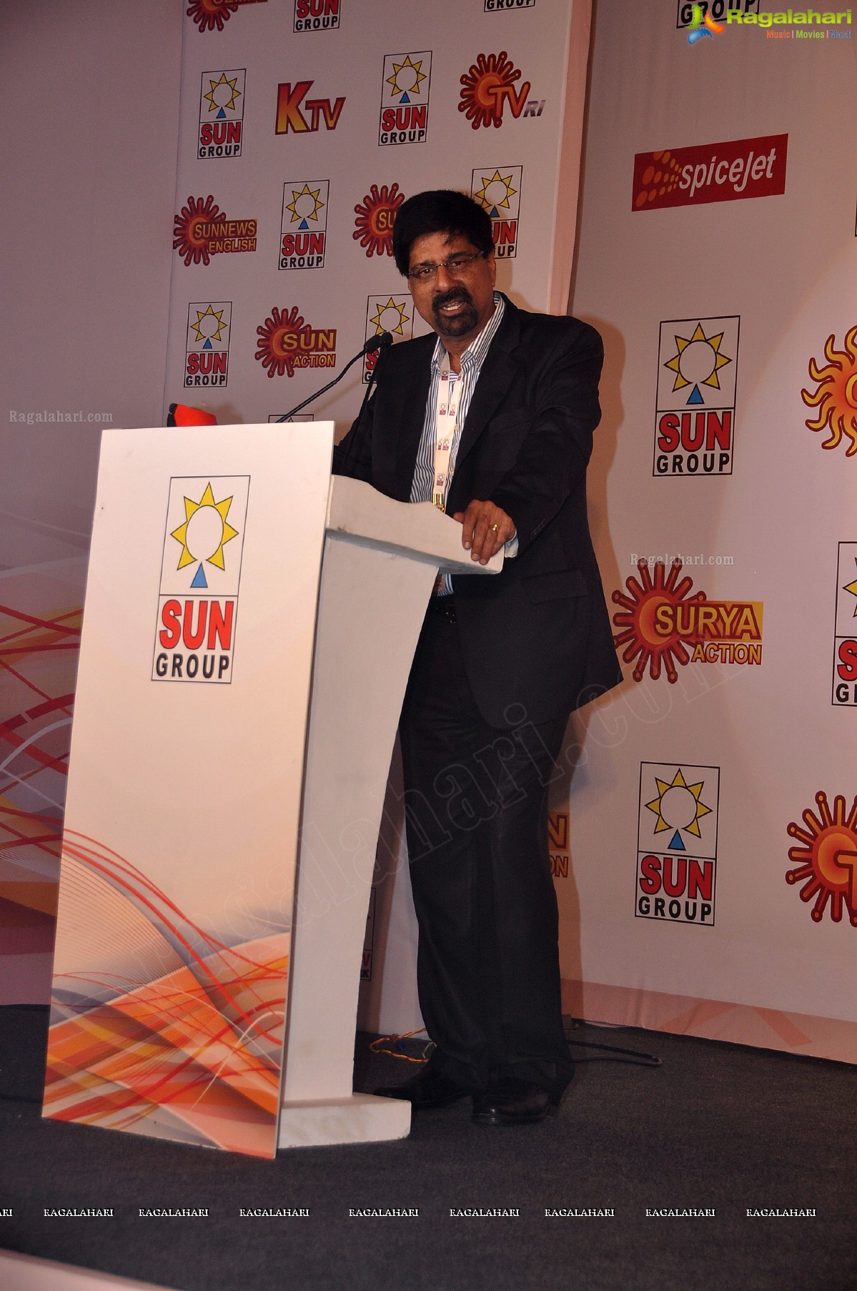 Hyderabad IPL Team Sun Risers Unveil Logo