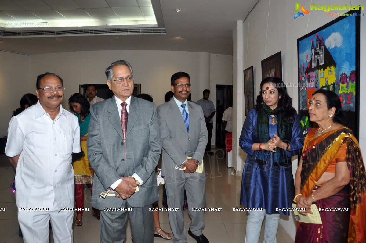 Sravanthi Juluri's 'Jaago Stree Art Gallery' at State Art Gallery, Hyderabad