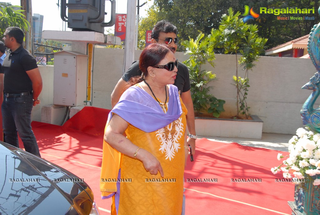 Superstar Krishna launches Mayura House, Hyderabad