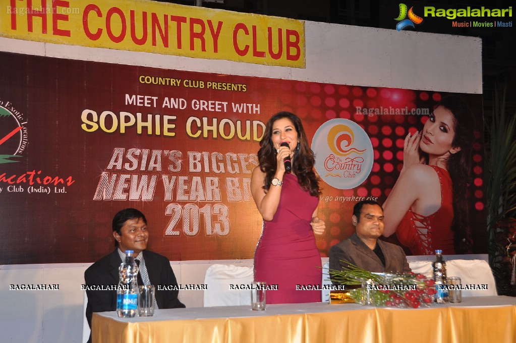 Sophie Choudry at Country Club's Meet and Greet Event, Hyderabad