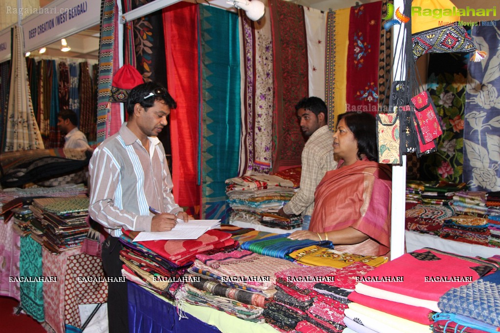 National Silk Expo at Satya Sai Nigamagamam, Hyderabad