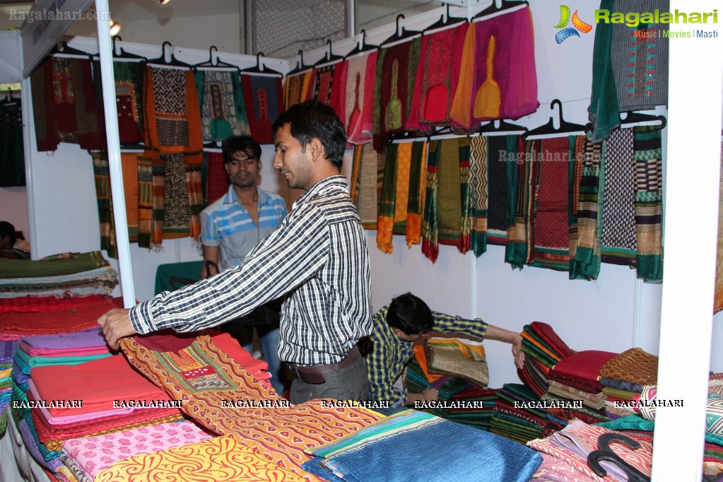 National Silk Expo at Satya Sai Nigamagamam, Hyderabad