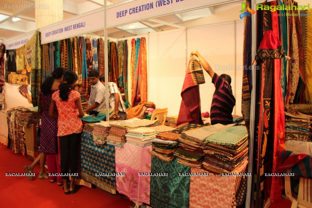 National Silk Expo at Satya Sai Nigamagamam, Hyderabad