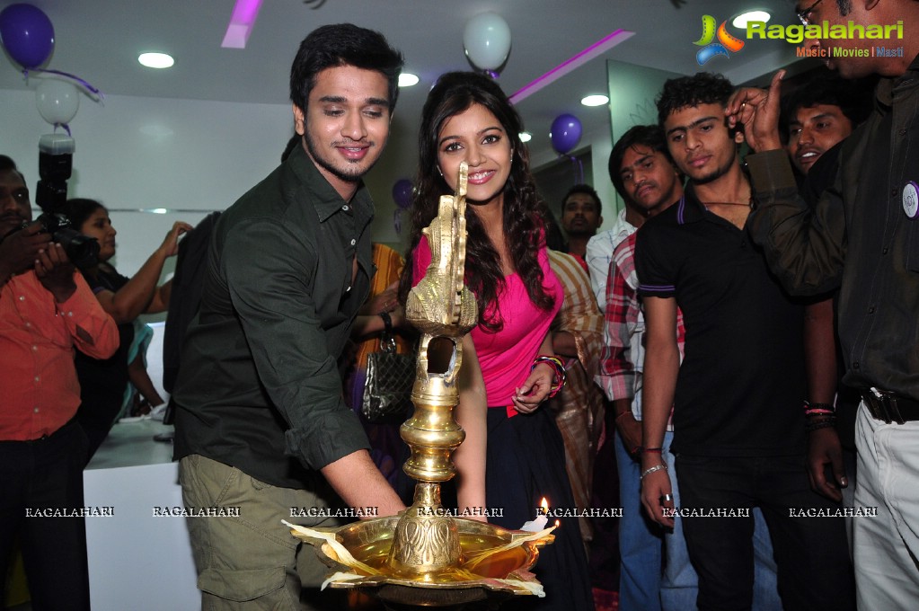 Colors Swathi & Nikhil Siddharth inaugurates Naturals Family Salon & Spa at Secunderabad