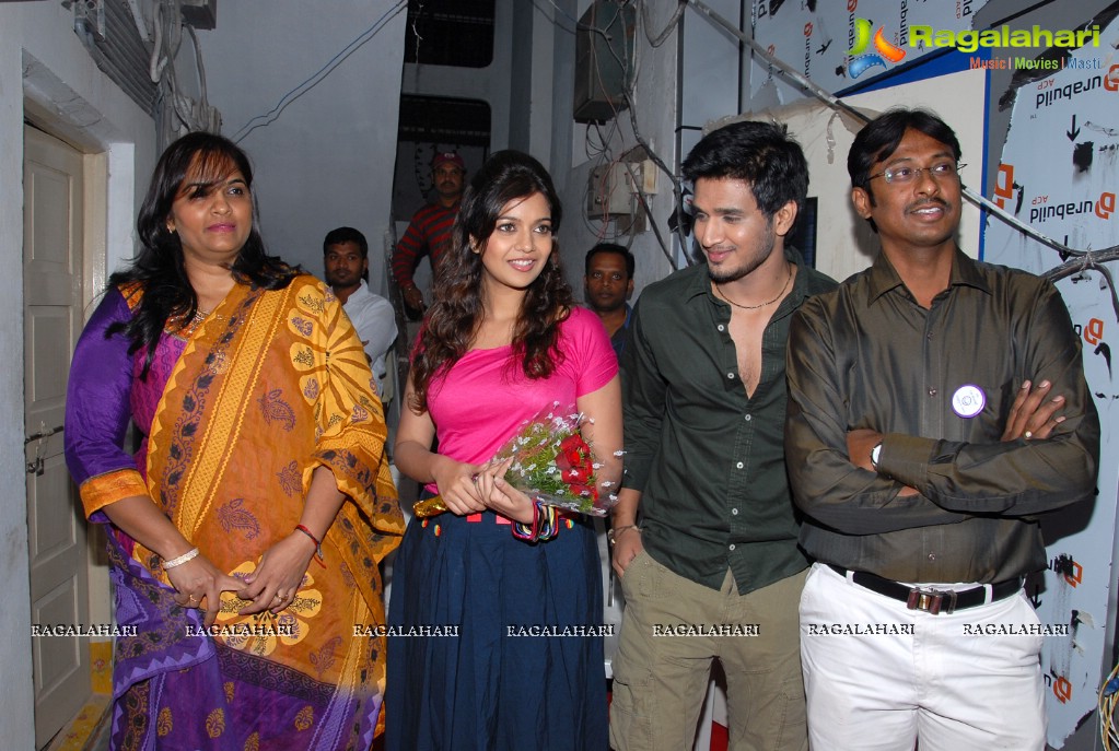 Colors Swathi & Nikhil Siddharth inaugurates Naturals Family Salon & Spa at Secunderabad