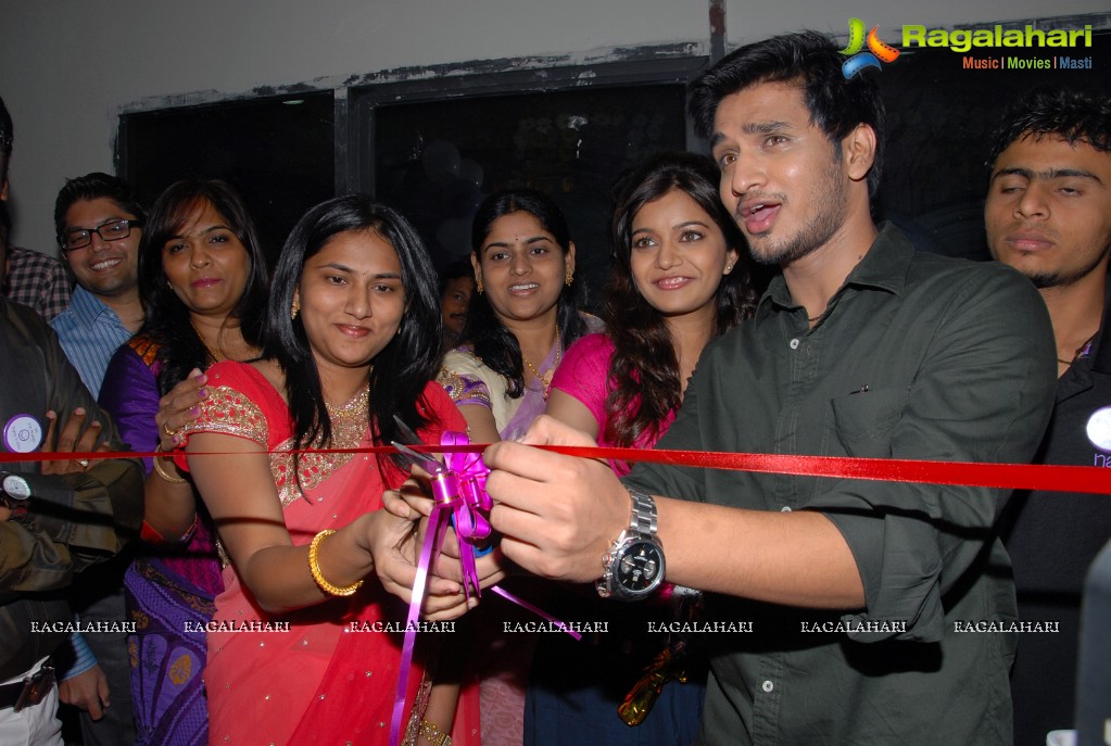 Colors Swathi & Nikhil Siddharth inaugurates Naturals Family Salon & Spa at Secunderabad