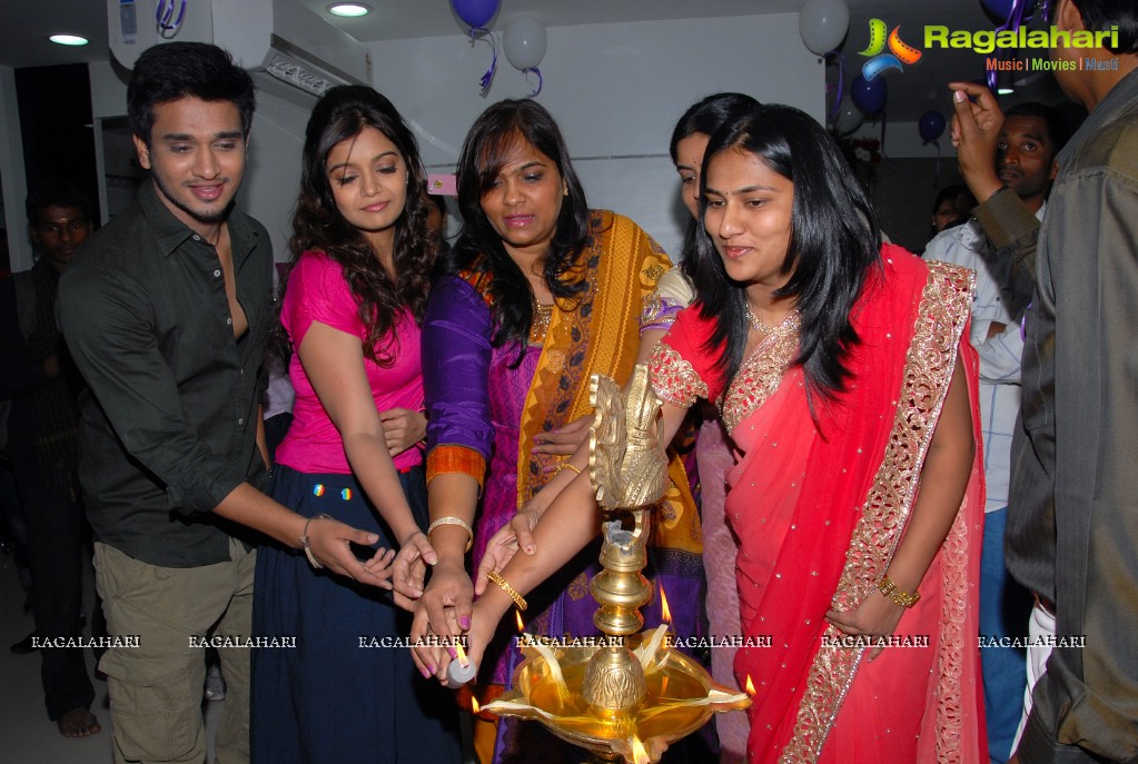 Colors Swathi & Nikhil Siddharth inaugurates Naturals Family Salon & Spa at Secunderabad