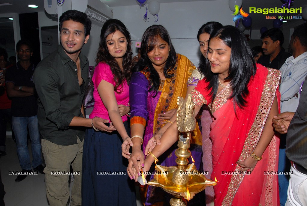 Colors Swathi & Nikhil Siddharth inaugurates Naturals Family Salon & Spa at Secunderabad