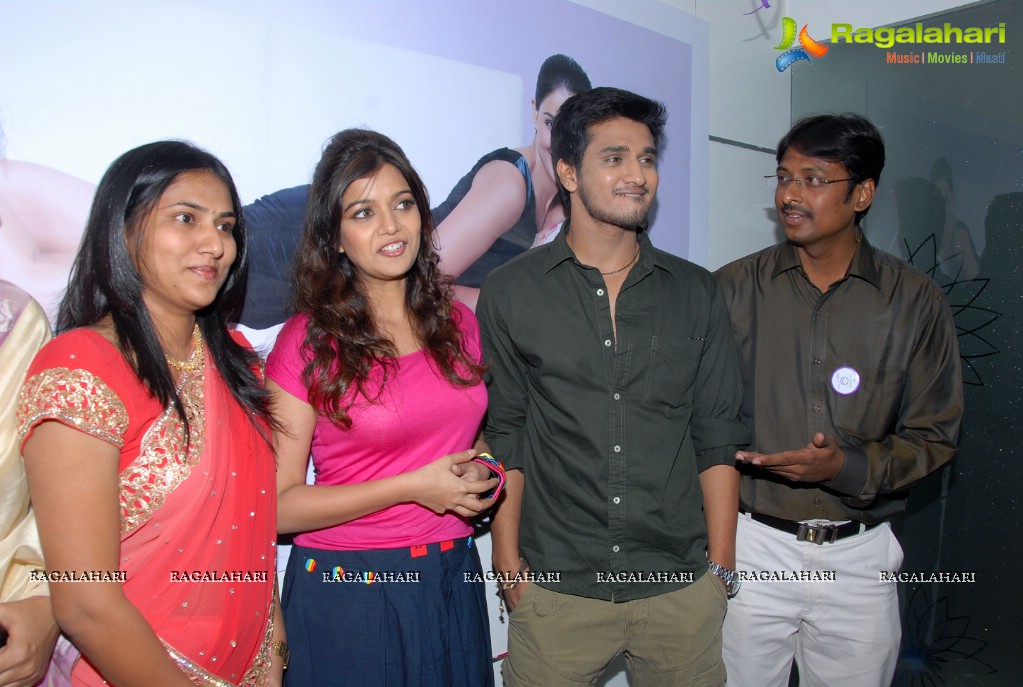 Colors Swathi & Nikhil Siddharth inaugurates Naturals Family Salon & Spa at Secunderabad