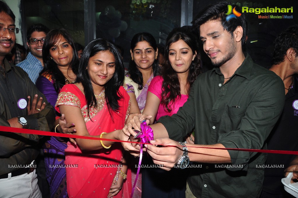 Colors Swathi & Nikhil Siddharth inaugurates Naturals Family Salon & Spa at Secunderabad