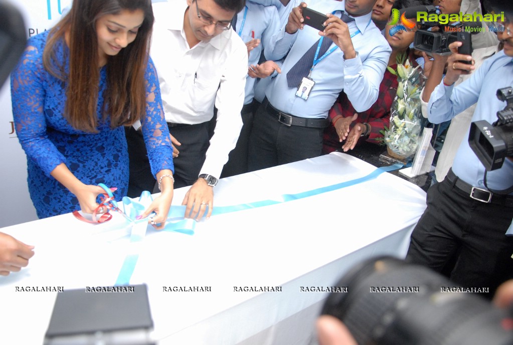 Nayantara unveils Platinum Jewellery Season’s Collection at Jos Alukkas, Hyderabad