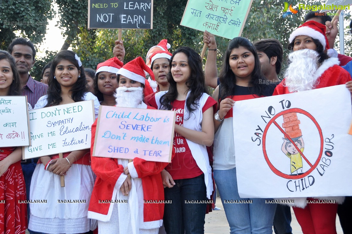 'Santa aganist Child Labour' campaign by JCI International, Hyderabad