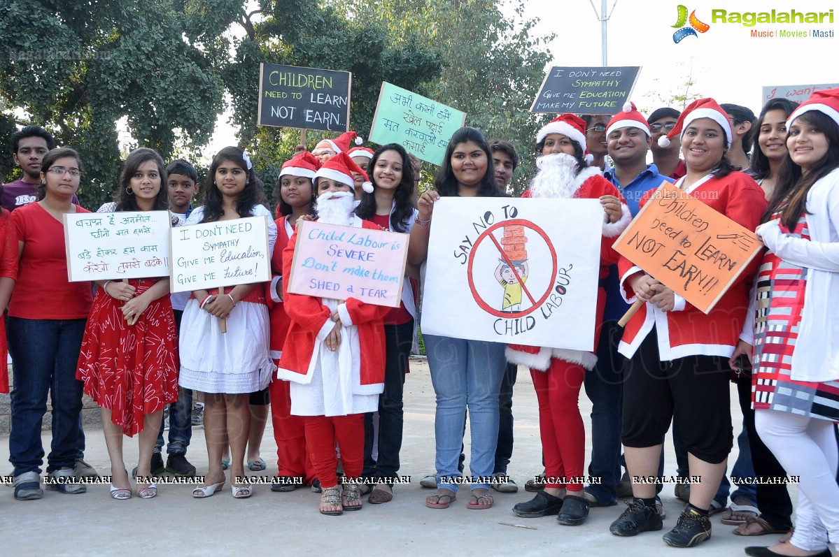 'Santa aganist Child Labour' campaign by JCI International, Hyderabad