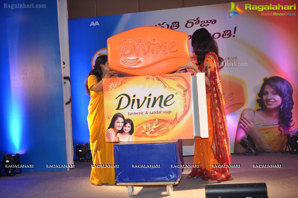 Sneha launches Divine Soap, Hyderabad