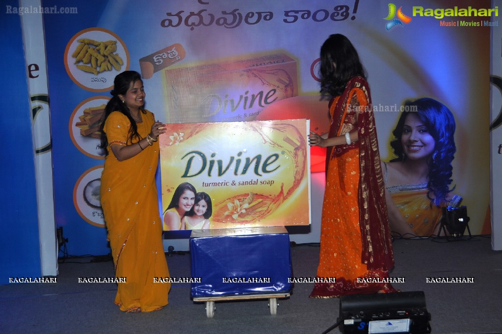 Sneha launches Divine Soap, Hyderabad