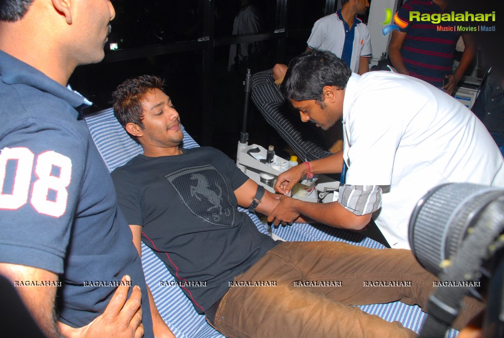 Stars Blood Donate at Chiranjeevi Charitable Trust, Hyderabad