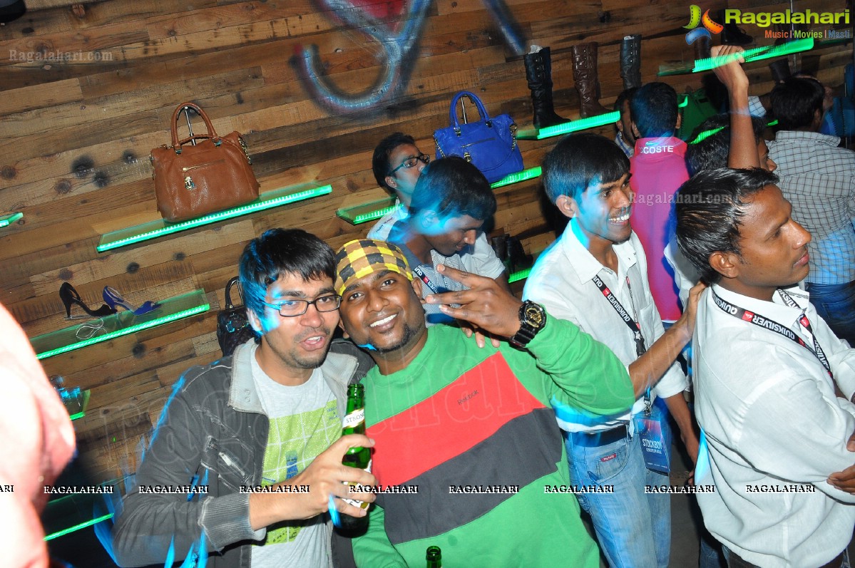 Sundowner 2012 DJ Party at Steve Madden, Hyderabad
